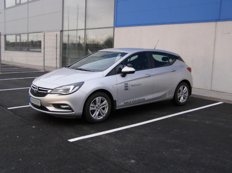 Parkimine sõidueksamil